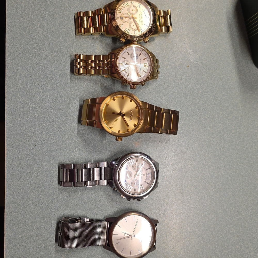 Nixon Men's Gold-Tone Minimalist Bracelet Watch